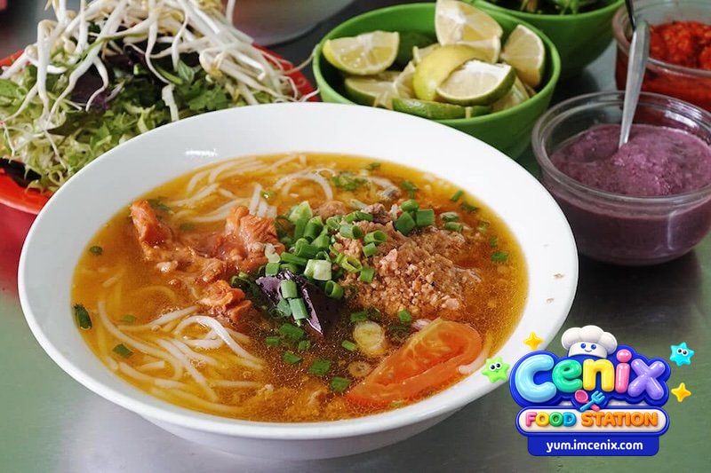 Bún riêu Cô Lan